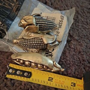 Amerock Gold Colored Brass Corn and Peapod Decorative Drawer Knobs, NWT